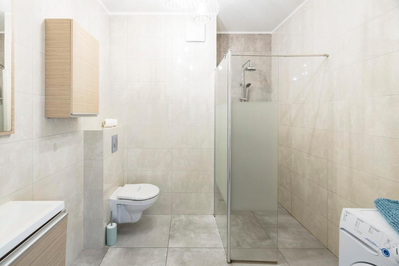 Apartamenty Stare Zoo Zajezdnia Posen Exterior foto